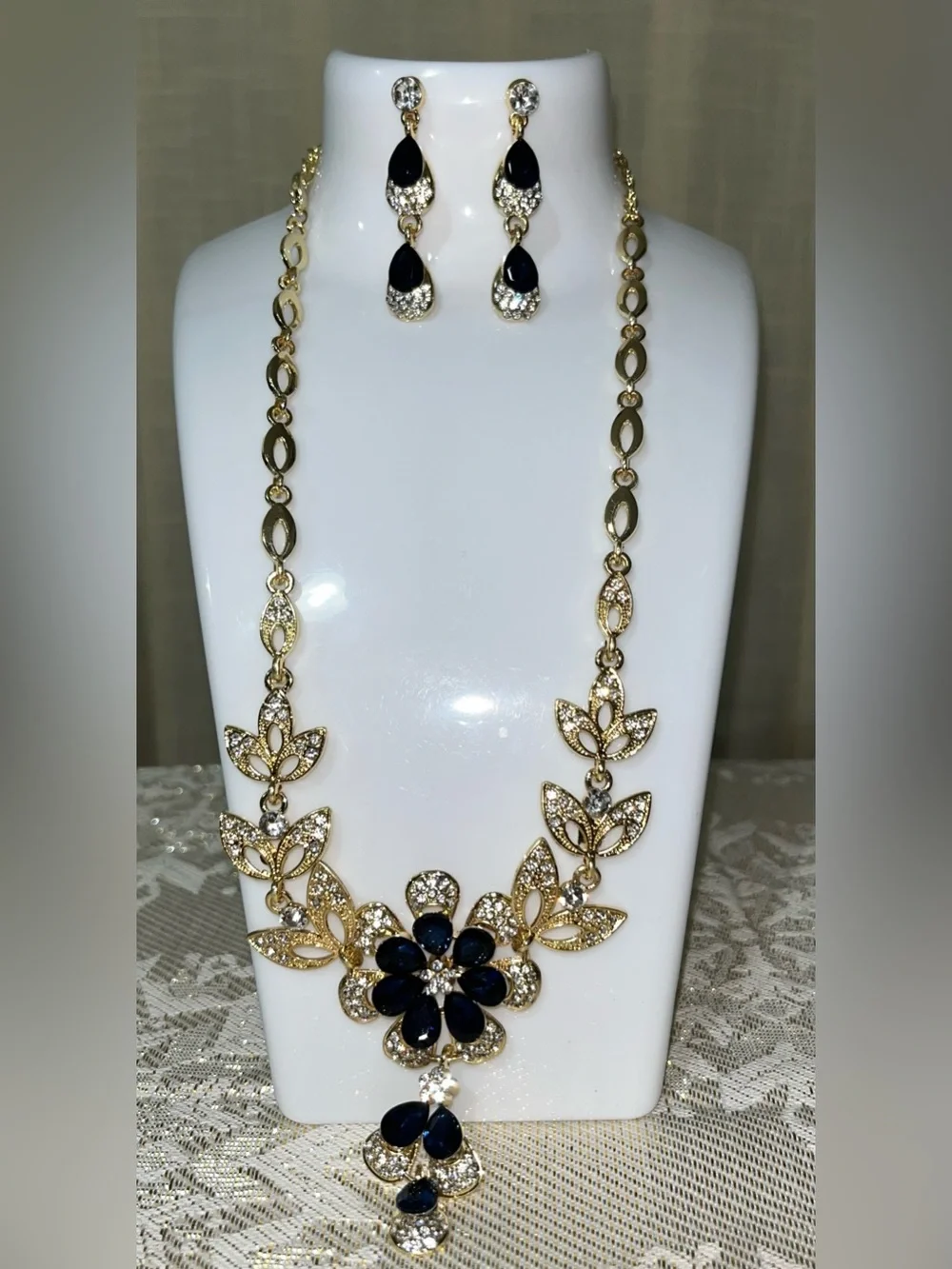 Floral Statement Necklace & Earring Set / Dark Blue & White Rhinestones NEW